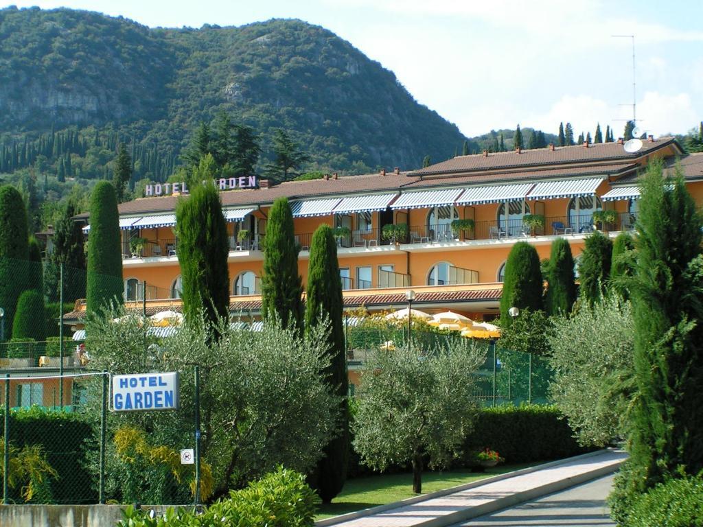 Hotel Garden Luaran gambar